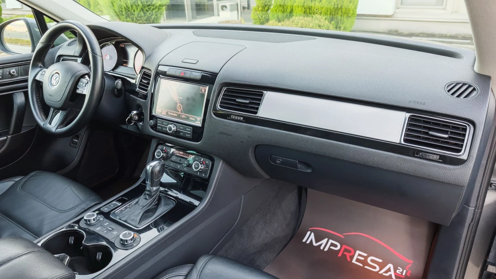 VW Touareg 3.0TDI 240kc.4x4  | Mobile.bg   11