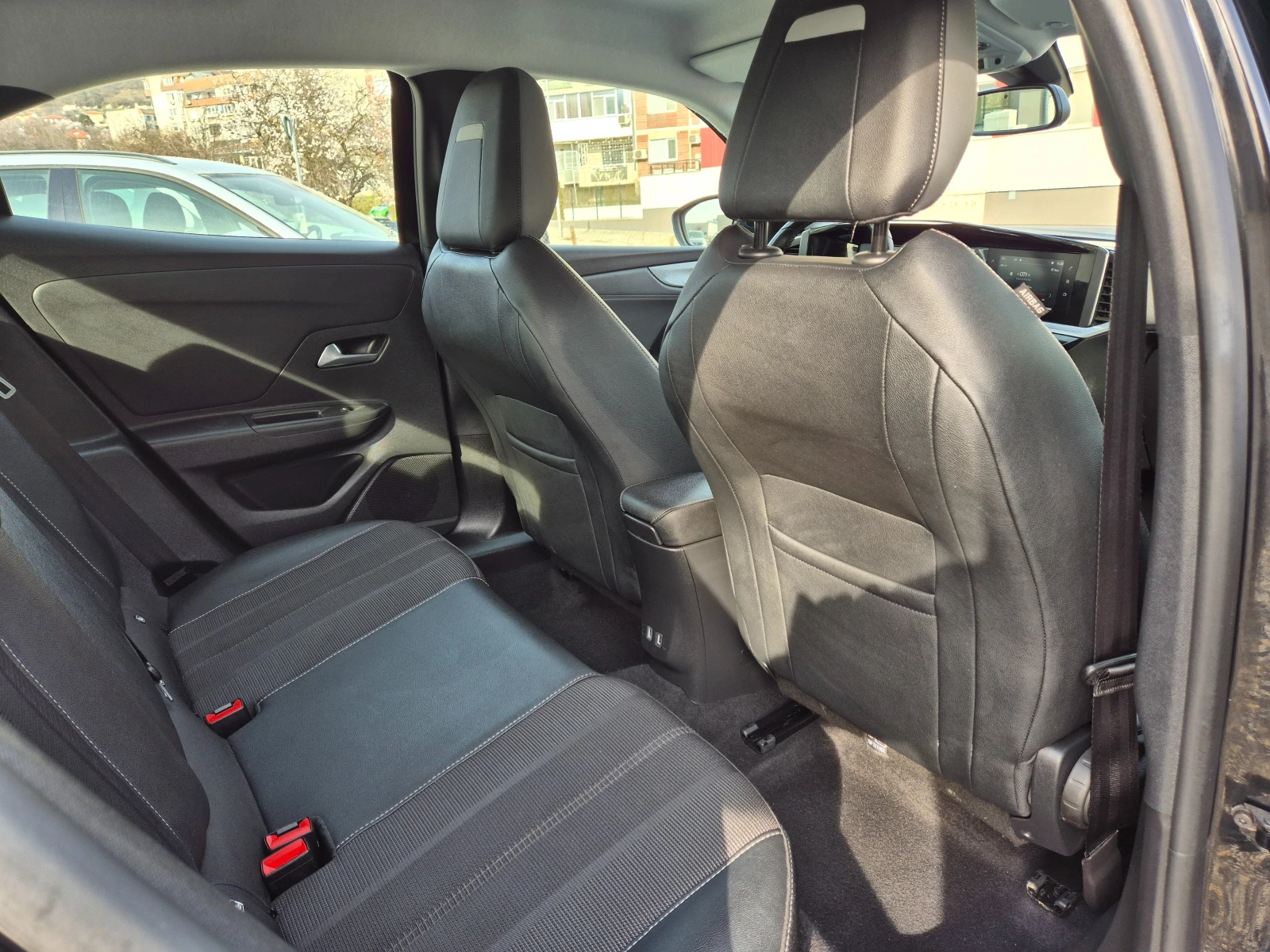 Opel Mokka ELECTRIC-ELEGANCE-50 KW, снимка 10 - Автомобили и джипове - 53875598