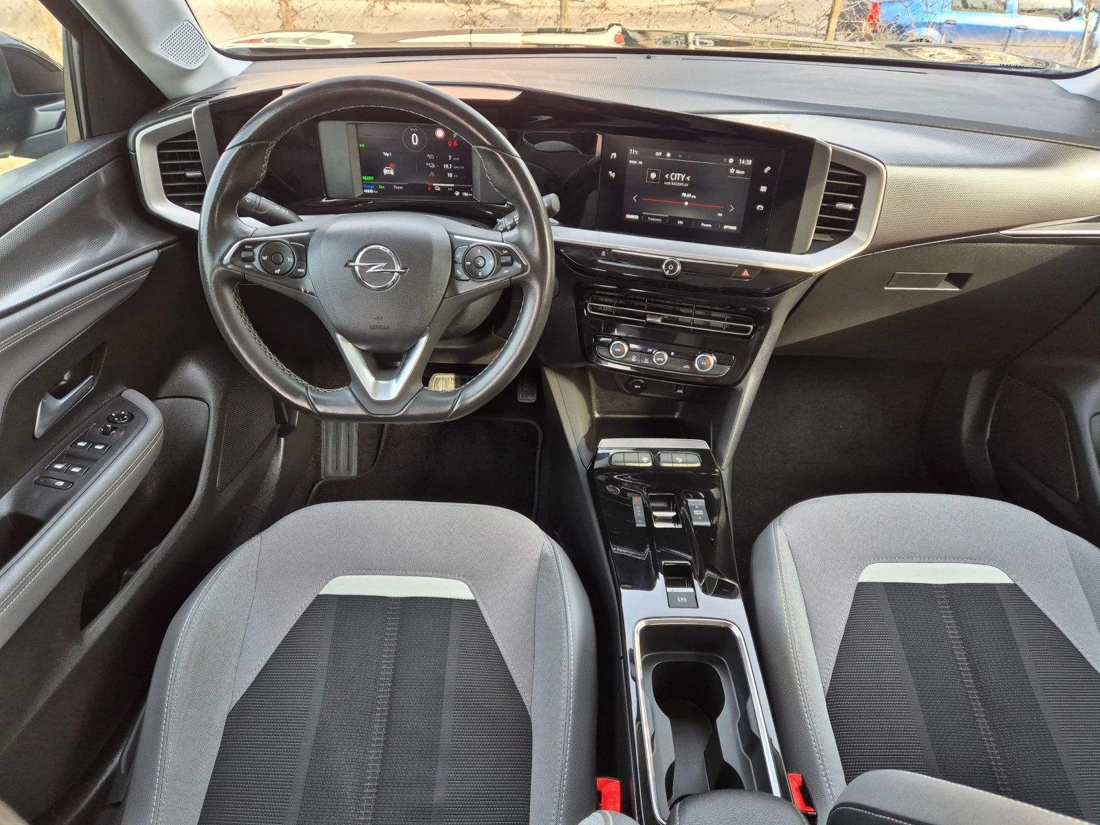 Opel Mokka ELECTRIC-ELEGANCE-50 KW, снимка 9 - Автомобили и джипове - 53875598