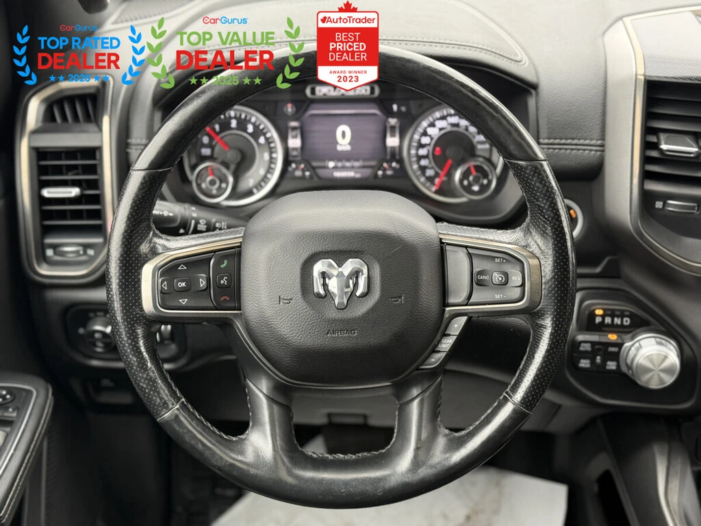 Dodge RAM 1500 5.7 HEMI SPORT | PANO| NAVI | HEATED SEATS /CARFAX, снимка 10 - Автомобили и джипове - 53997403