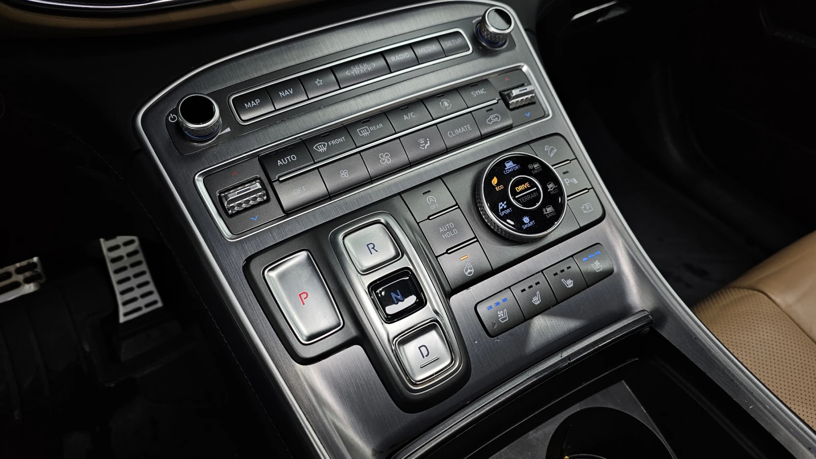 Hyundai Santa fe 2.2 4WD Calligraphy, снимка 7 - Автомобили и джипове - 54120879