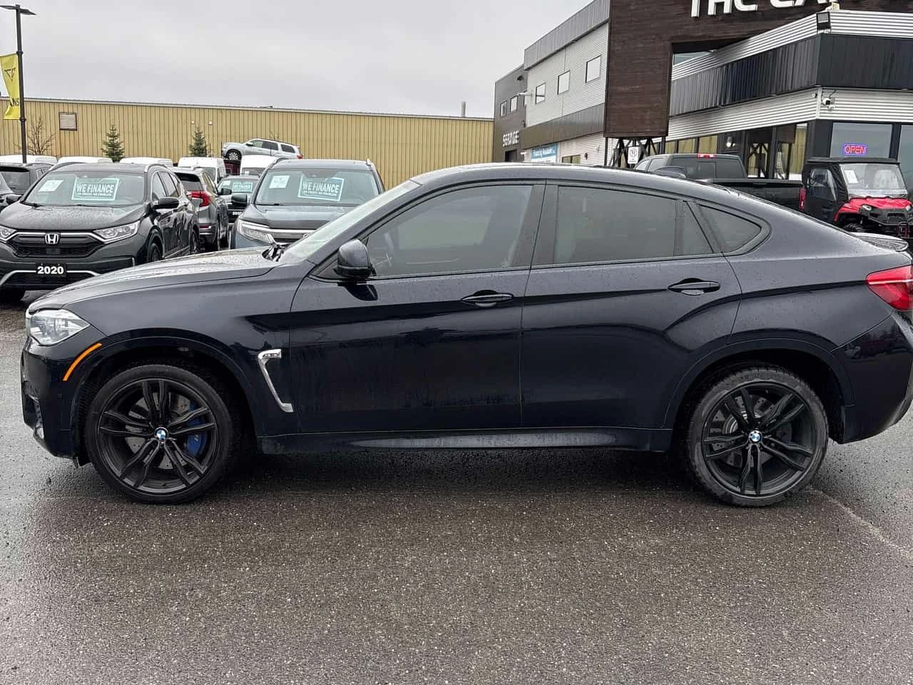 BMW X6 * M * CARFAX * АВТОКРЕДИТ БЕЗ ПЪРВОНАЧАЛНА ВНОСКА, снимка 4 - Автомобили и джипове - 54680759