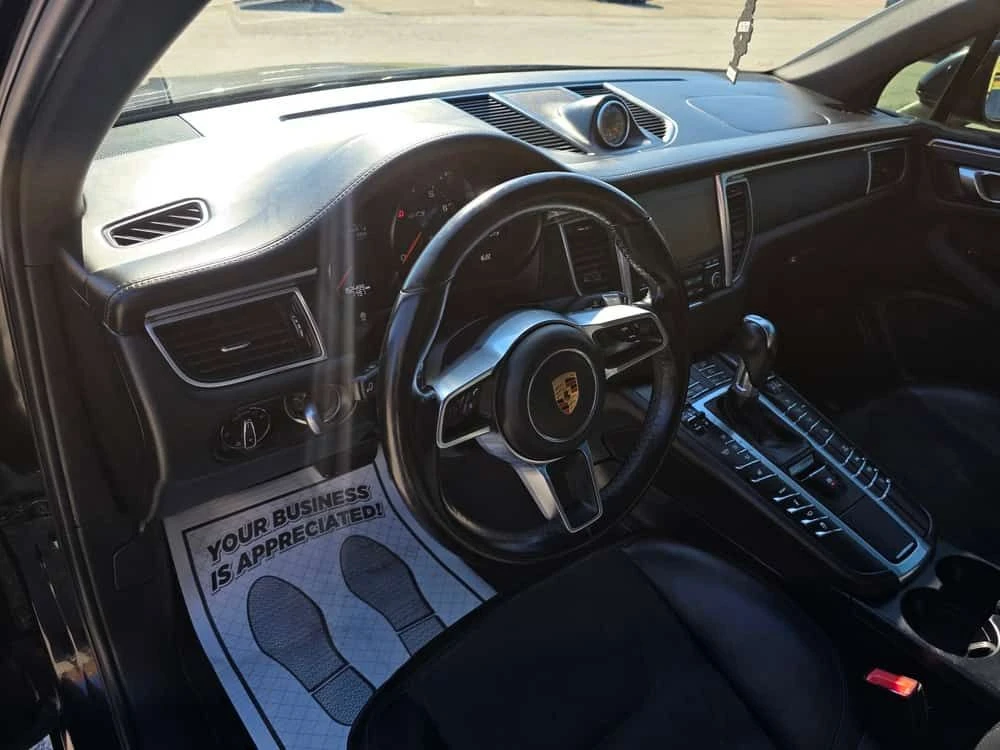 Porsche Macan * GTS * КОЖА/АЛКАНТАРА* ПАНОРАМА* ПРЕДСТАВИТЕЛСТВО, снимка 15 - Автомобили и джипове - 55254968