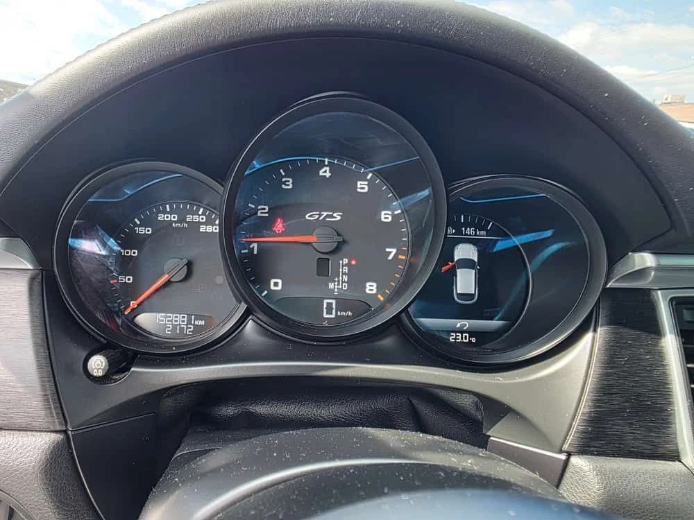 Porsche Macan * GTS * КОЖА/АЛКАНТАРА* ПАНОРАМА* ПРЕДСТАВИТЕЛСТВО, снимка 11 - Автомобили и джипове - 55254968