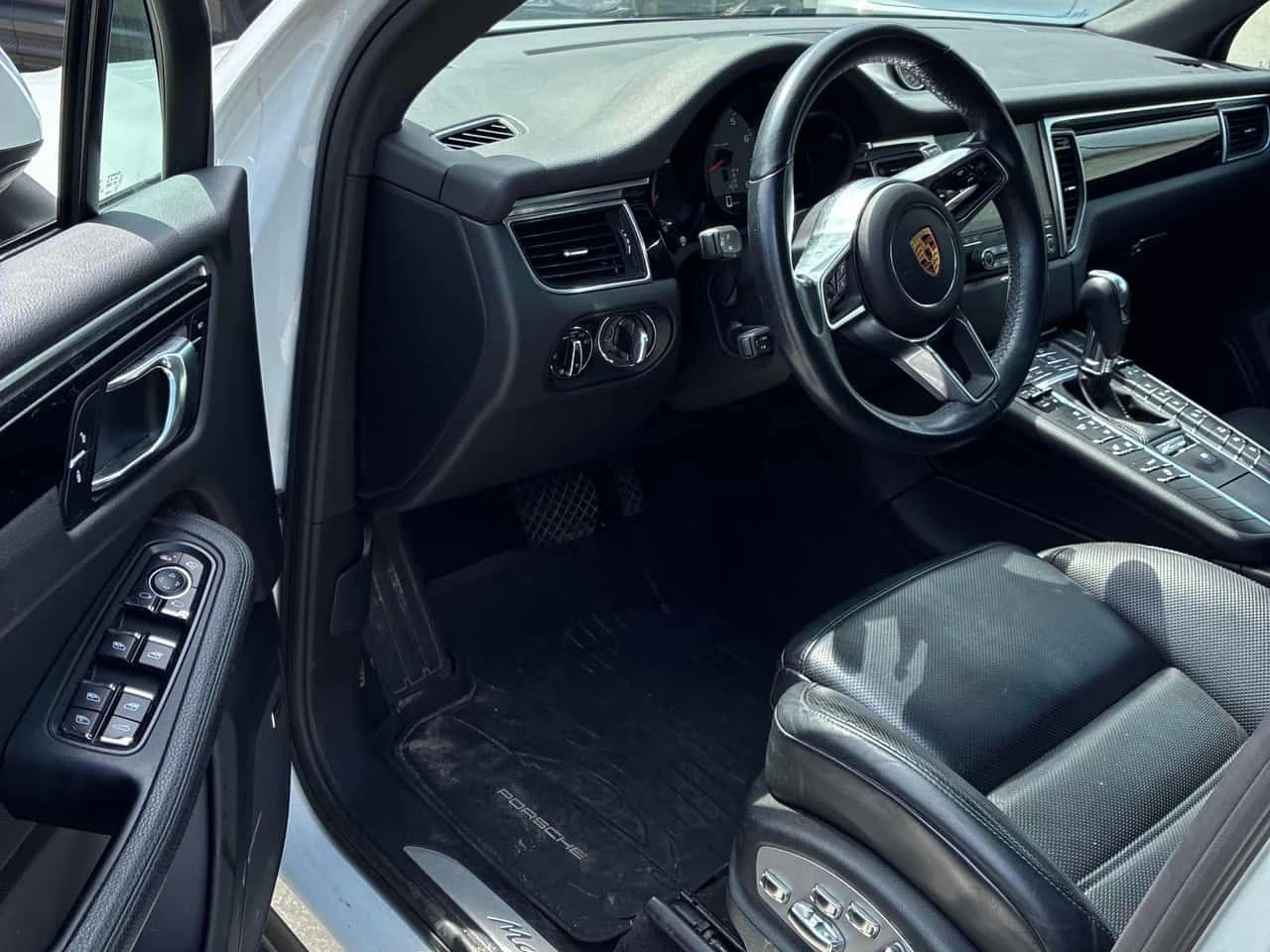 Porsche Macan S  CARFAX, снимка 5 - Автомобили и джипове - 55711671