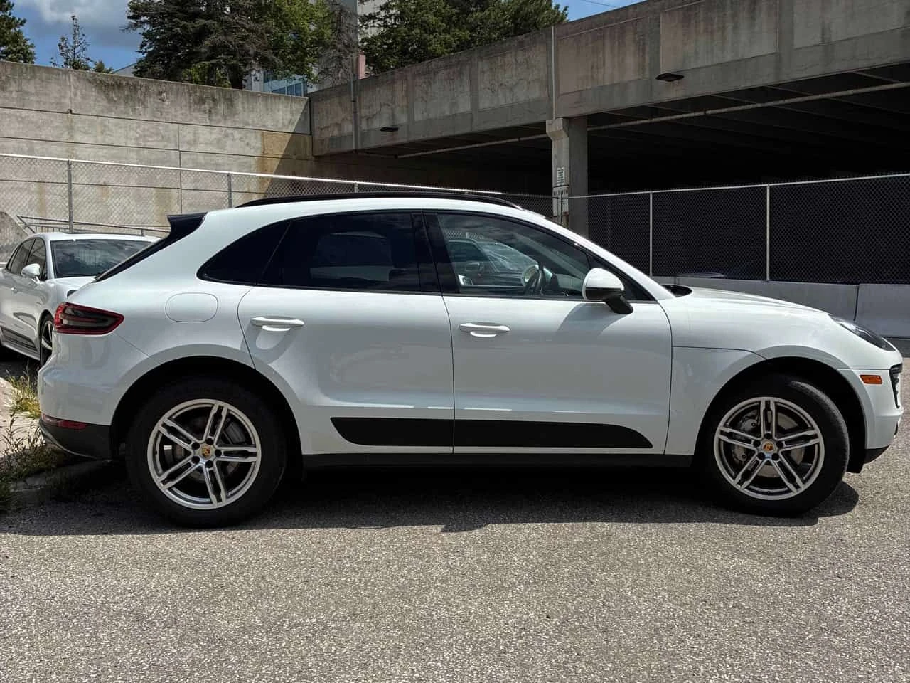 Porsche Macan S  CARFAX, снимка 3 - Автомобили и джипове - 55711671