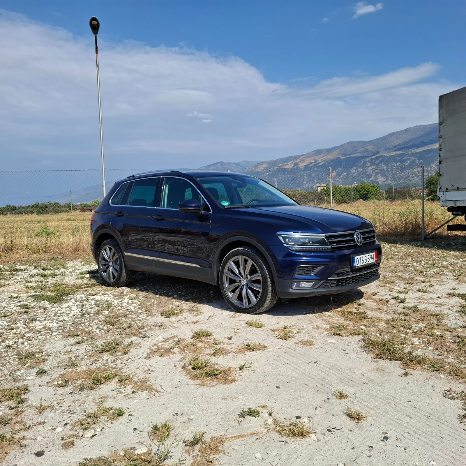 VW Tiguan Highline/DYNAUDIO/Head up/2.0/240кс/4MOTION/360кам, снимка 3 - Автомобили и джипове - 55914629