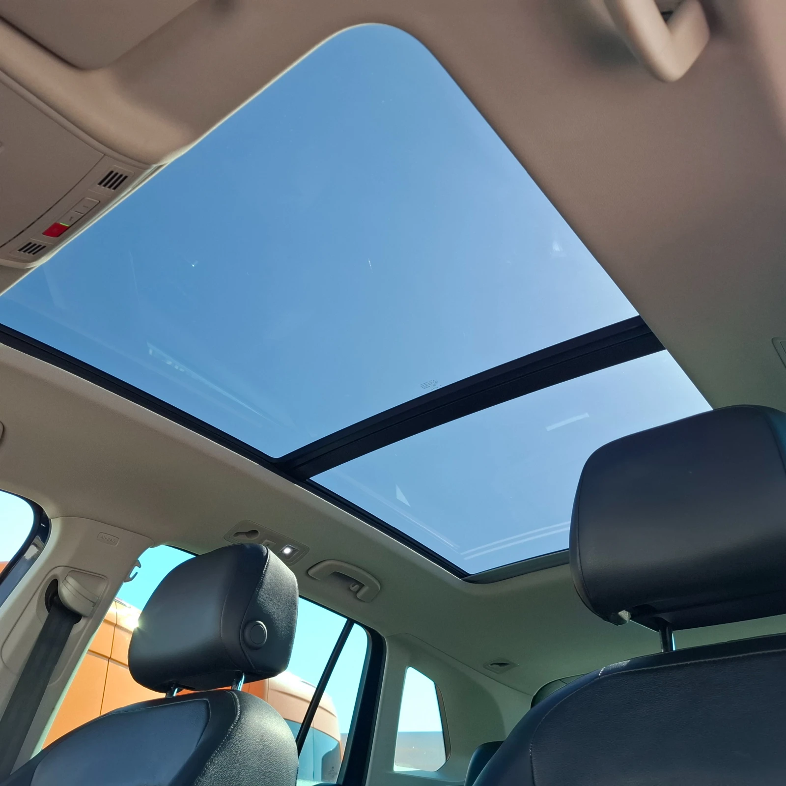 VW Tiguan Highline/DYNAUDIO/Head up/2.0/240кс/4MOTION/360кам, снимка 15 - Автомобили и джипове - 55914629