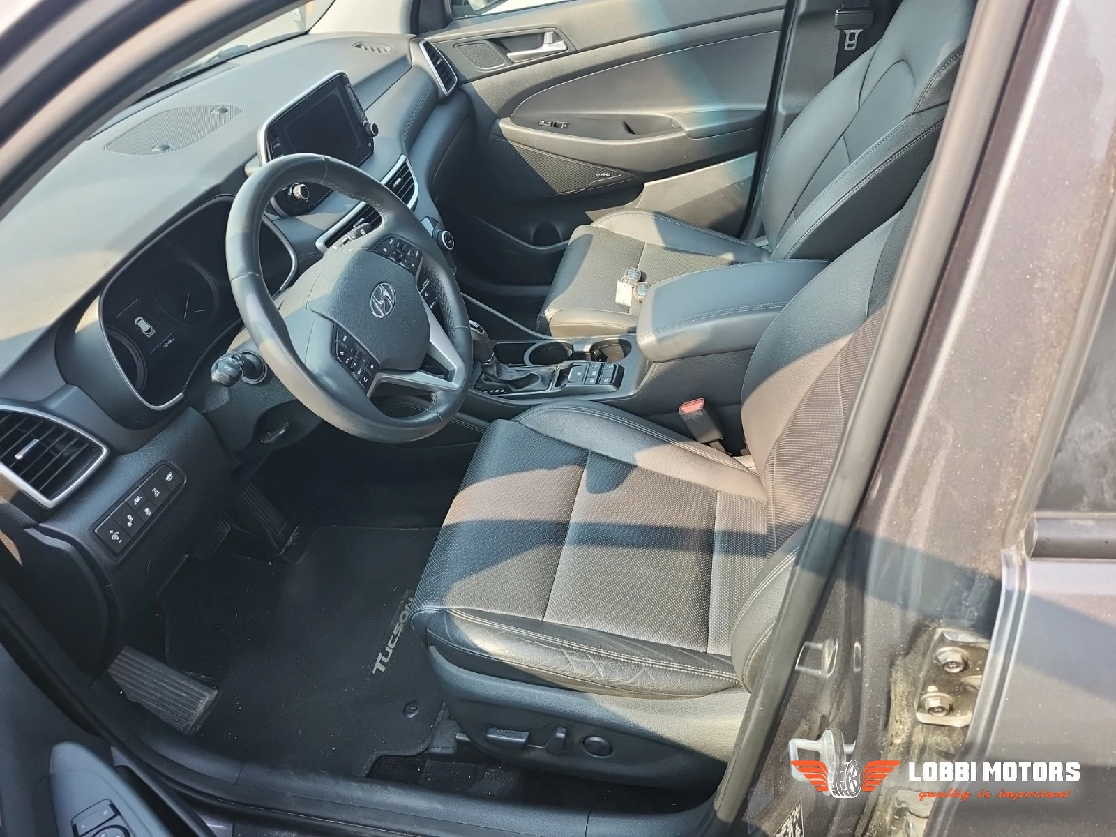Hyundai Tucson, снимка 5 - Автомобили и джипове - 56099302