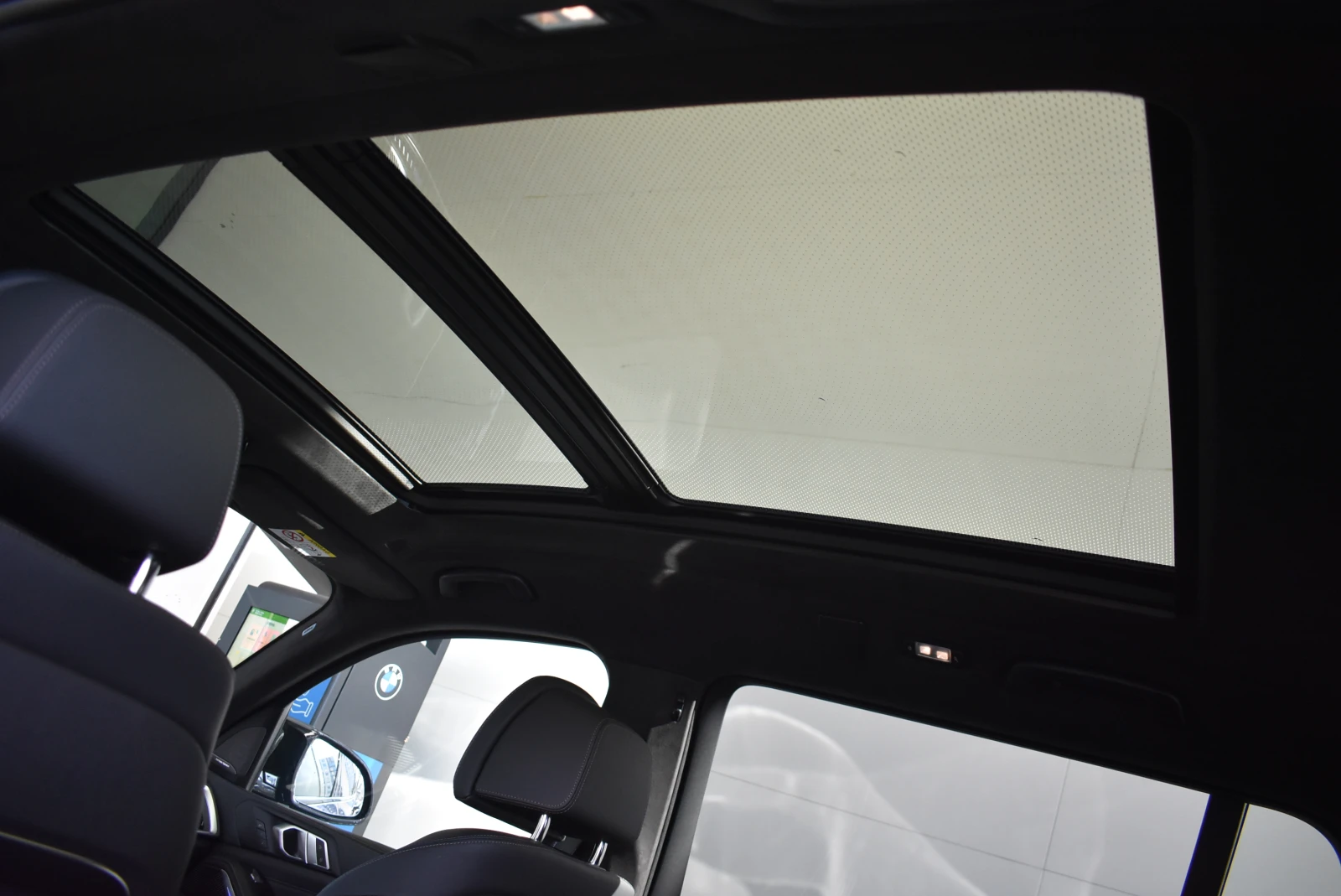 BMW X7 M60i xDrive, снимка 11 - Автомобили и джипове - 56667074