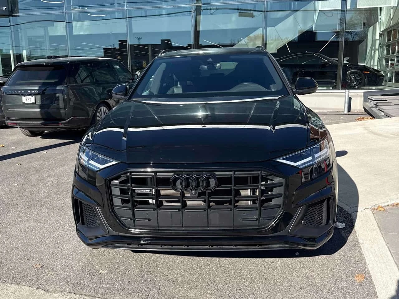Audi Q8 Progressiv  CARFAX, снимка 6 - Автомобили и джипове - 56702032