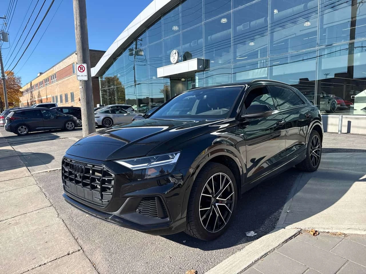 Audi Q8 Progressiv  CARFAX