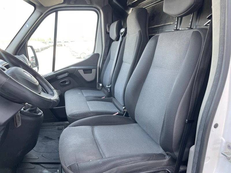 Renault Master 2.3dCi/130к.с., снимка 11 - Бусове и автобуси - 47038822