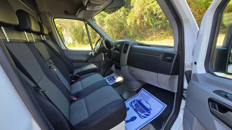 VW Crafter 2.0TDI 136hp!, снимка 13 - Бусове и автобуси - 52471981