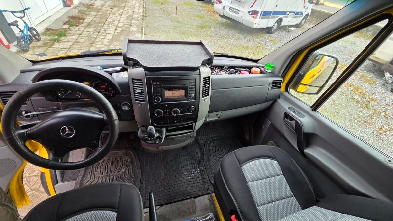 Mercedes-Benz Sprinter 316 Сменени вериги! Климатик!, снимка 9 - Бусове и автобуси - 52604025