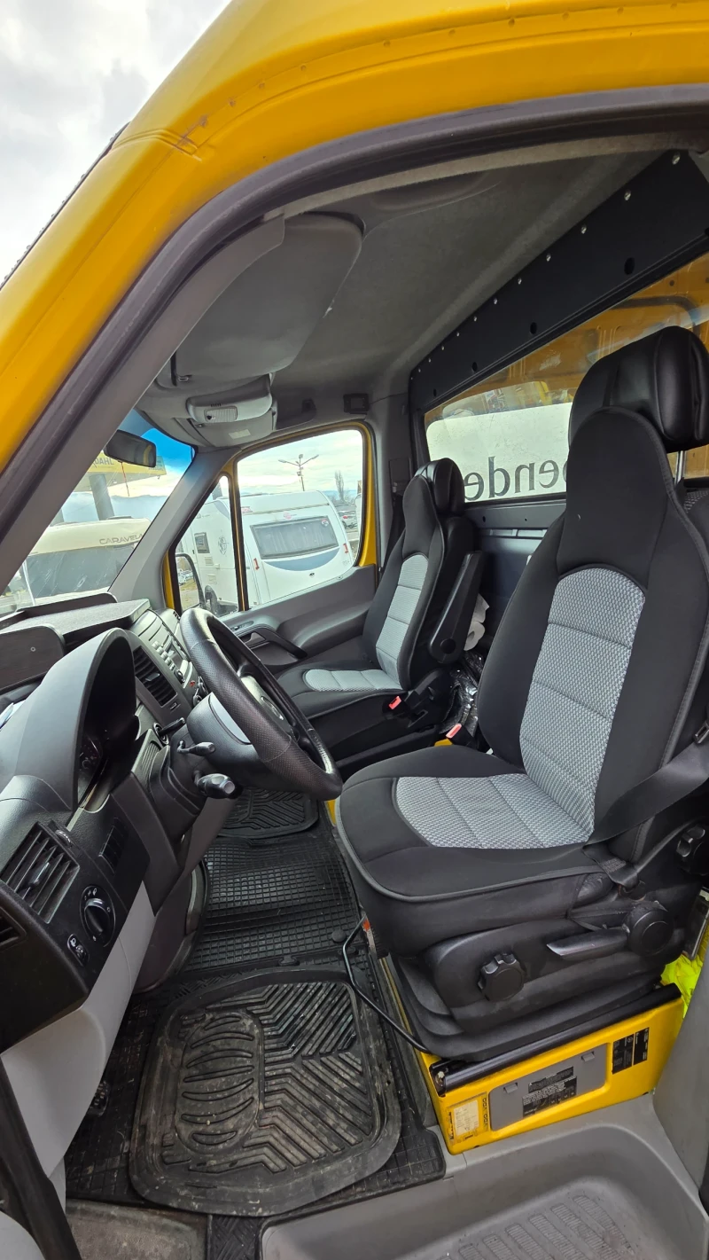 Mercedes-Benz Sprinter 316 Сменени вериги! Климатик!, снимка 8 - Бусове и автобуси - 52604025