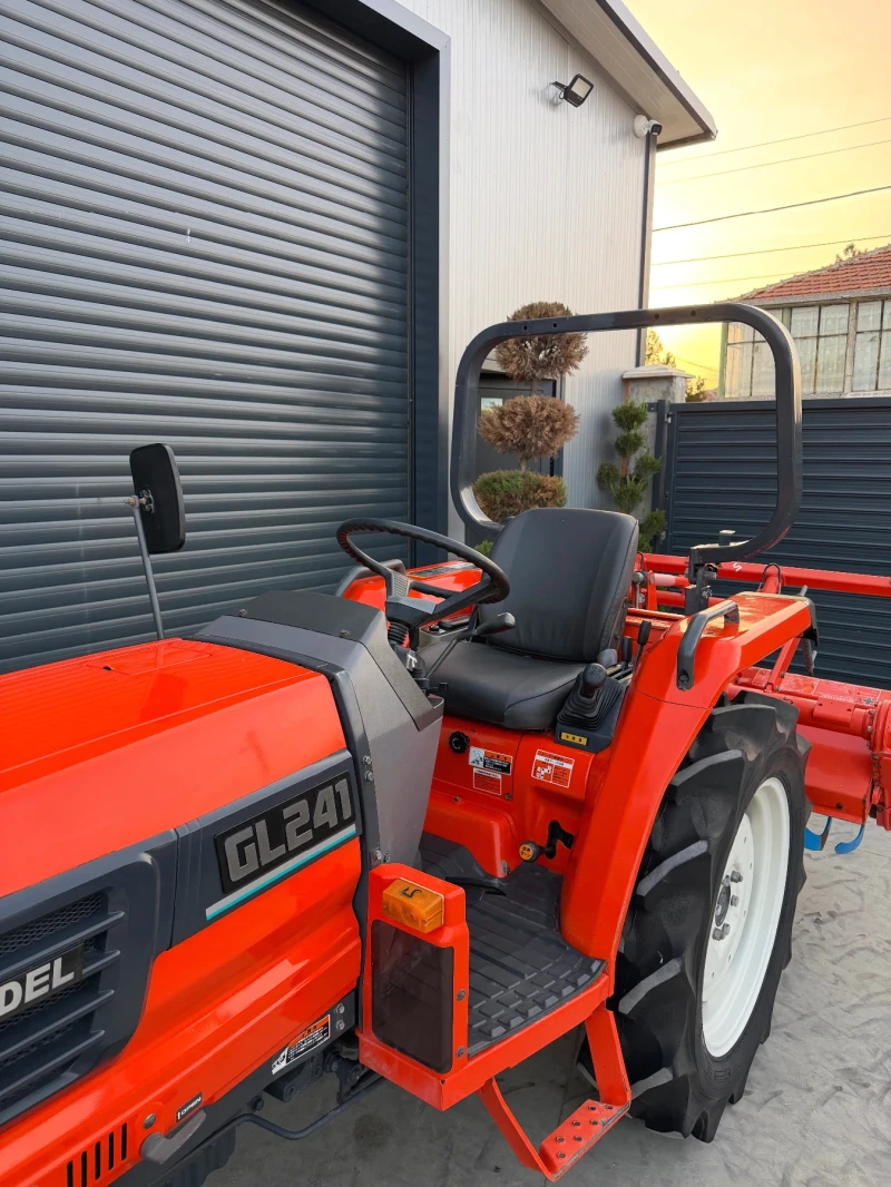 Трактор Kubota GL241 , снимка 6 - Селскостопанска техника - 52433060