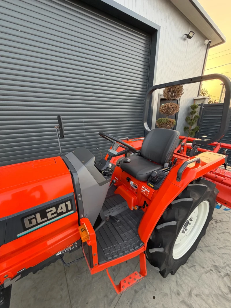 Трактор Kubota GL241 , снимка 7 - Селскостопанска техника - 52433060