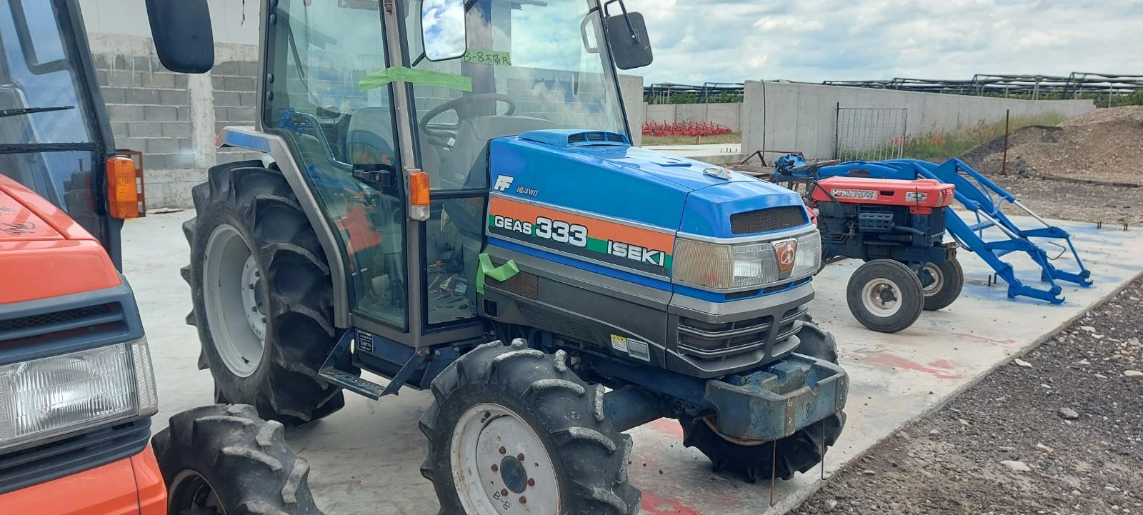 Трактор Kubota Техно груп М - изображение 7