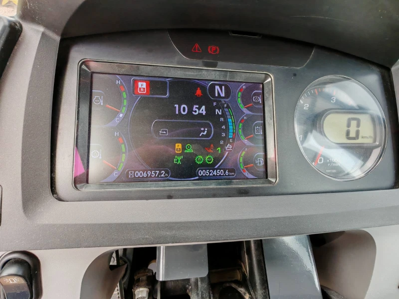 Челен товарач Komatsu WA380-8E0, снимка 7 - Индустриална техника - 50201295