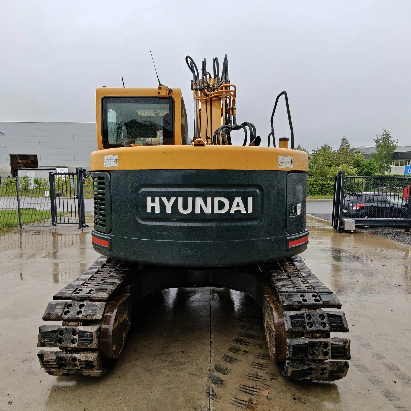 Багер Hyundai ROBEX 145 LCR-9 ДВЕ КОФИ ЛИЗИНГ, снимка 4 - Индустриална техника - 55009343