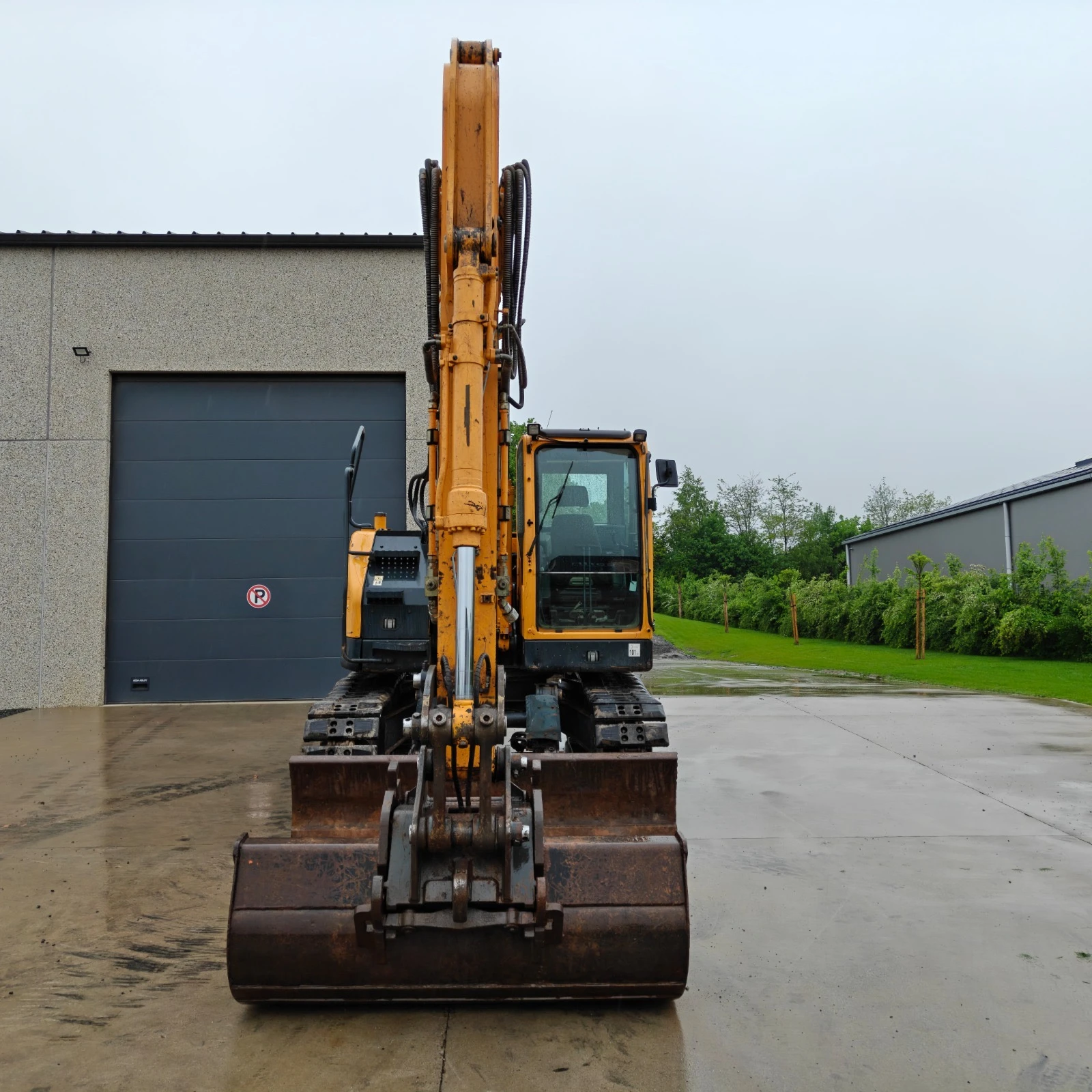 Багер Hyundai ROBEX 145 LCR-9 ДВЕ КОФИ ЛИЗИНГ, снимка 3 - Индустриална техника - 55009343