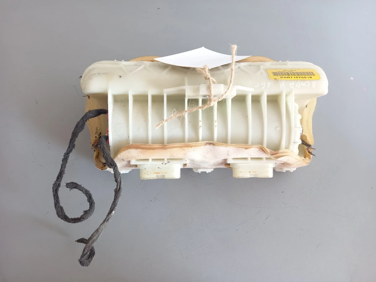 Еърбег пасажерски Опел Астра Н кабрио 1.9дци 