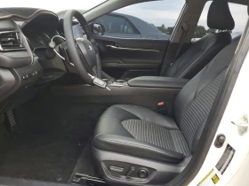 Toyota Camry 2.5l Se Nightshade, снимка 7