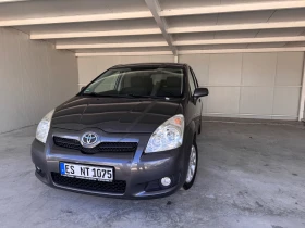     Toyota Corolla verso 1.8--7-