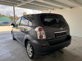     Toyota Corolla verso 1.8--7-