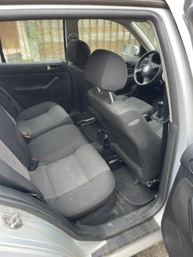 VW Golf - 1050 € / 2053.62 лв. - 87136236 11