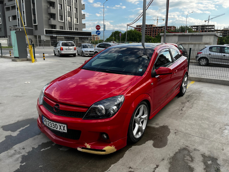 Opel Astra 2.0T, снимка 10 - Автомобили и джипове - 46021574