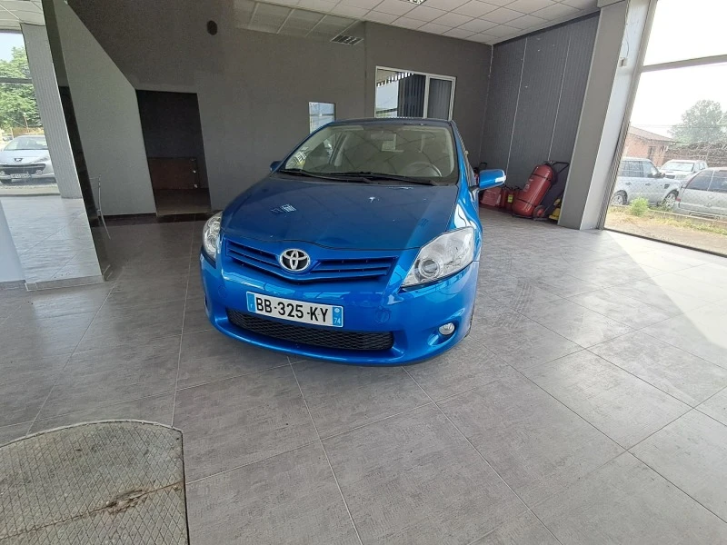 Toyota Auris 1.4 6-ск, снимка 1 - Автомобили и джипове - 46082561