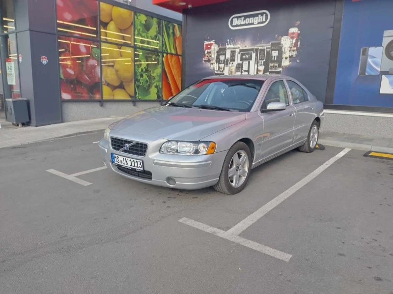 Volvo S60, снимка 2 - Автомобили и джипове - 47586680