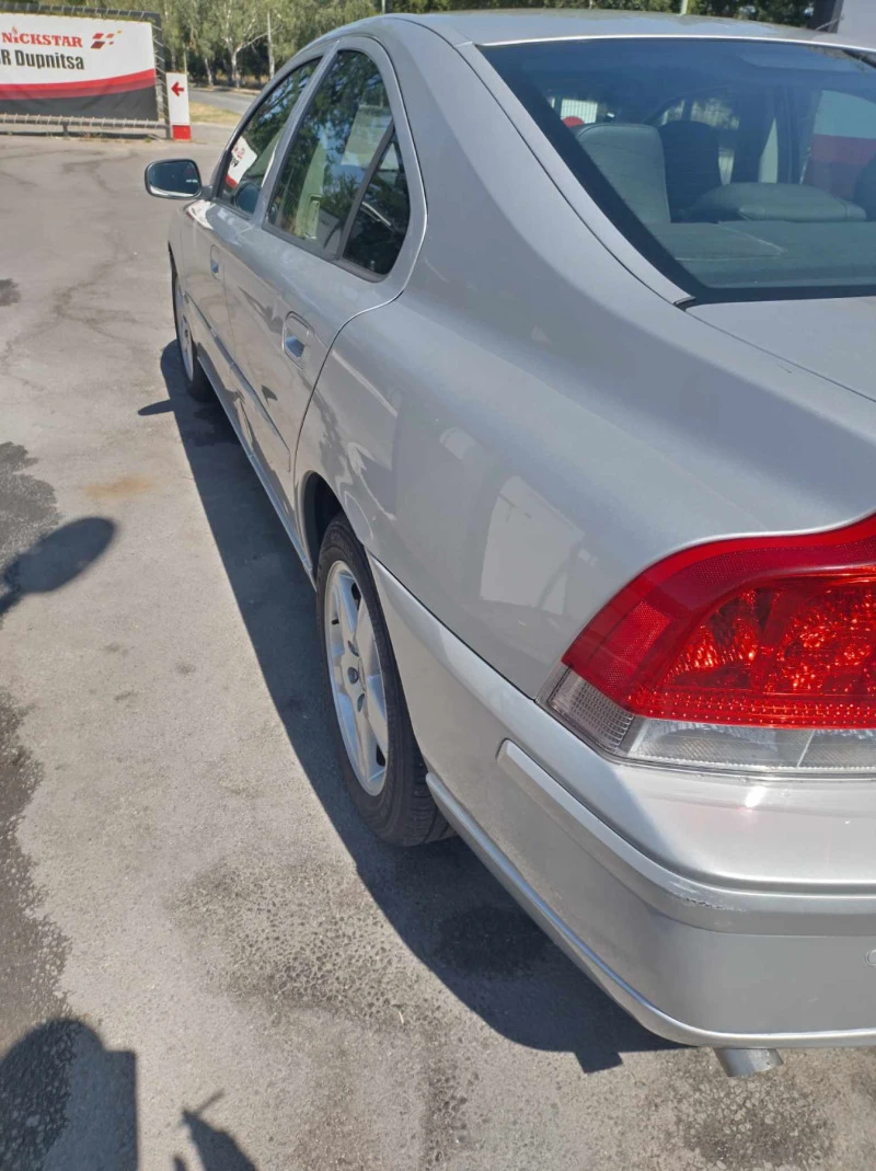 Volvo S60, снимка 8 - Автомобили и джипове - 47586680