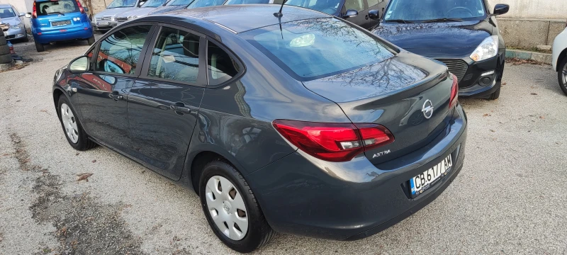 Opel Astra, снимка 4 - Автомобили и джипове - 48097482