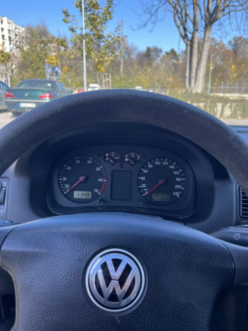 VW Golf 1.4, снимка 4 - Автомобили и джипове - 48536206