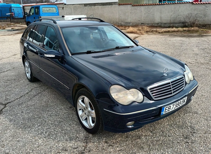 Mercedes-Benz C 270 Avantgarde 2.7CDI, снимка 3 - Автомобили и джипове - 49318413