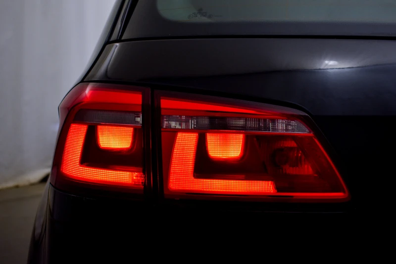 VW Sportsvan Дистроник, снимка 5 - Автомобили и джипове - 49565904