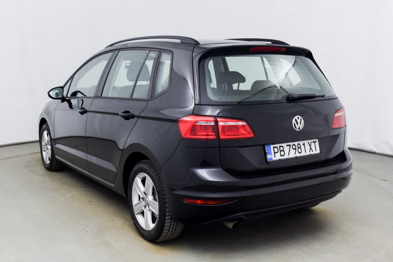 VW Sportsvan Дистроник, снимка 3 - Автомобили и джипове - 49565904