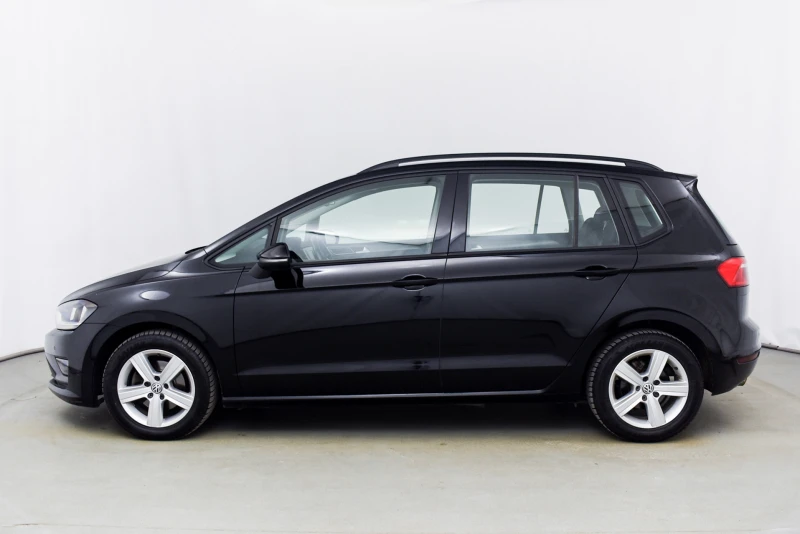 VW Sportsvan Дистроник, снимка 2 - Автомобили и джипове - 49565904