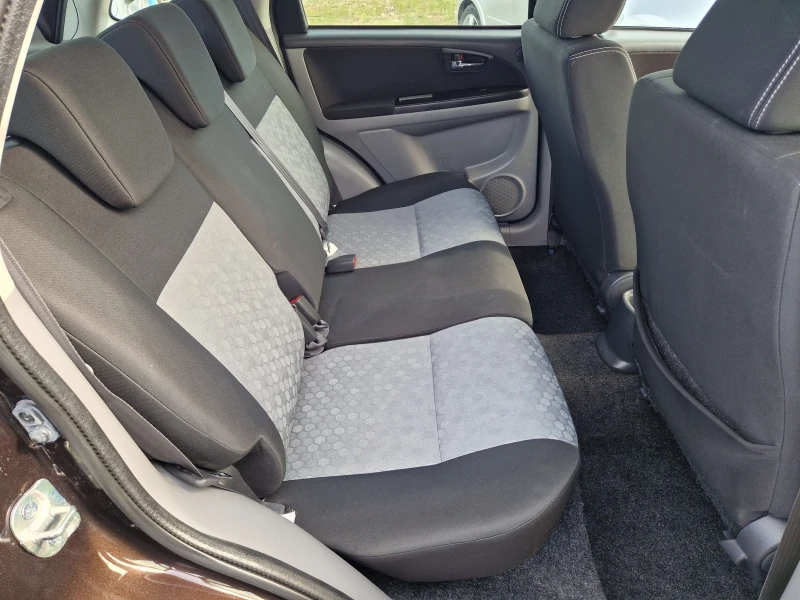 Suzuki SX4 1.6I 4x4 Фейслифт, снимка 10 - Автомобили и джипове - 52143203