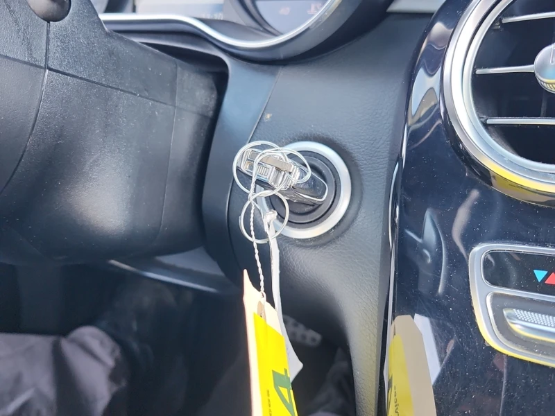 Mercedes-Benz C 300 AMG-pkg* Пано* Подгрев, снимка 8 - Автомобили и джипове - 52317648