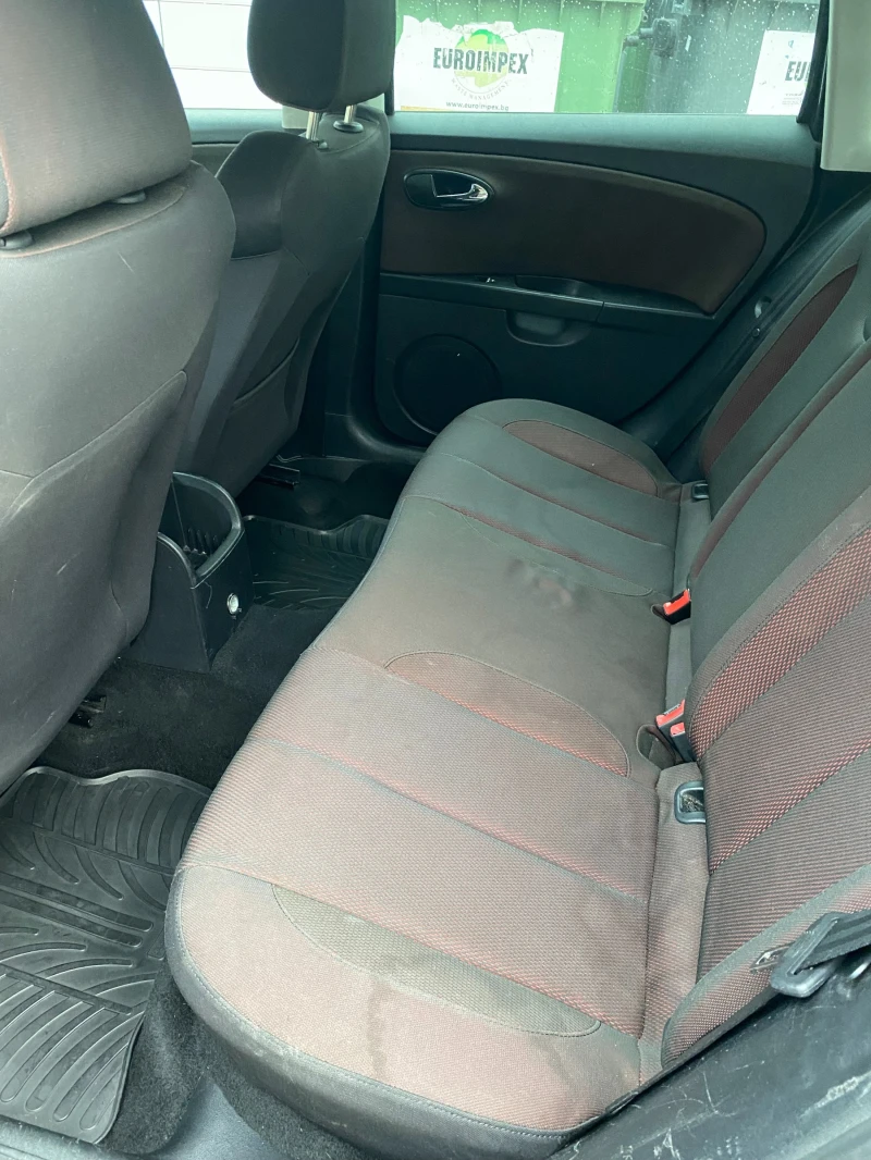 Seat Leon 1.9 tdi, снимка 12 - Автомобили и джипове - 52649957
