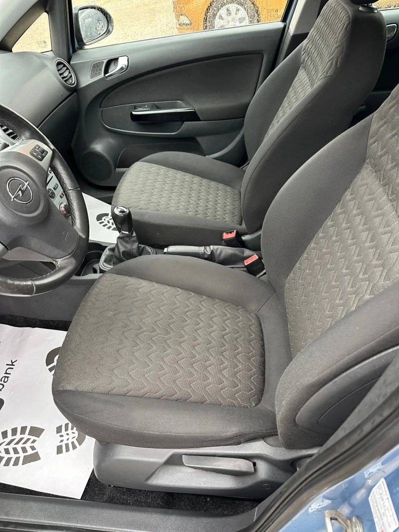 Opel Corsa 1.4 I AKTIVA, снимка 8 - Автомобили и джипове - 52891371