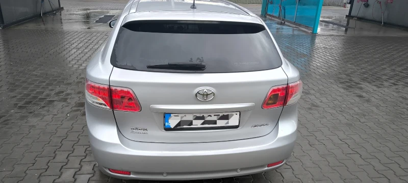 Toyota Avensis, снимка 14 - Автомобили и джипове - 53012397