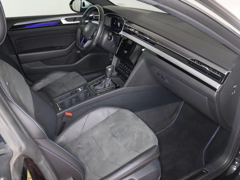 VW Arteon R SHOOTING BRAKE 4-MOTION LED CAMERA IQ.DRIVE, снимка 11 - Автомобили и джипове - 53037690