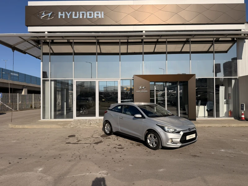 Hyundai I20, снимка 7 - Автомобили и джипове - 53176096