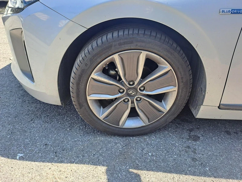 Hyundai Ioniq 1.6GDI Hybrid Очакван внос, снимка 7 - Автомобили и джипове - 55300970