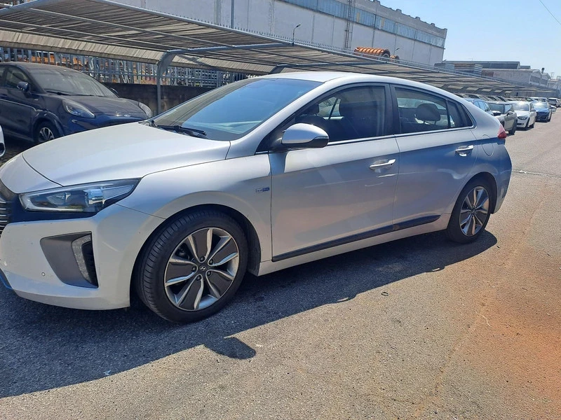 Hyundai Ioniq 1.6GDI Hybrid Очакван внос, снимка 2 - Автомобили и джипове - 55300970